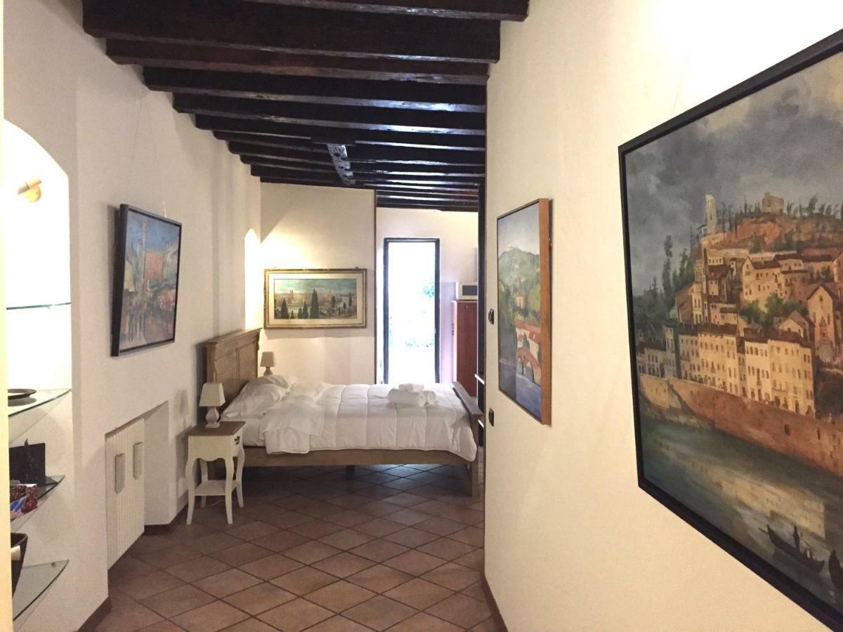 ヴェローナCasa Al Teatroアパートメント エクステリア 写真